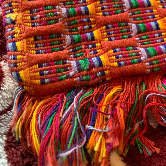 Hand Made/woven purse - Picture 3 of 9